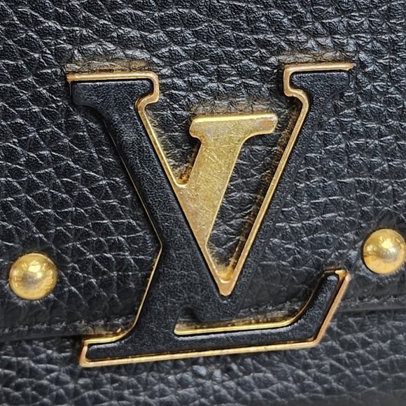 Louis Vuitton Taurillon Capucines Wallet – Authentic Luxury Wallet - Picture 10 of 13